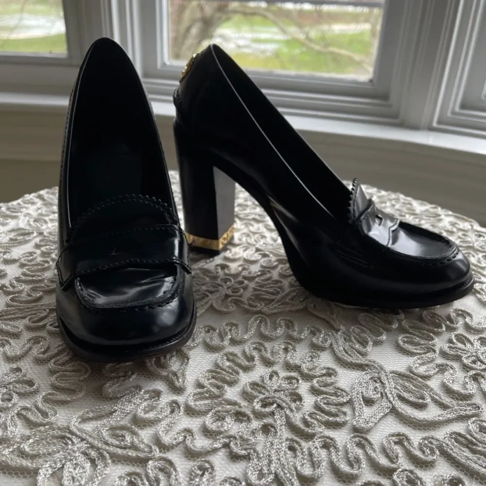 Tory Burch Leather heels